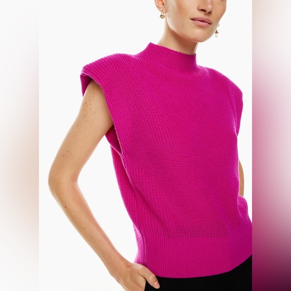 Aritzia Babaton Hazlitt Sweater Vest Deep Magenta Pink XXS - Picture 3 of 16